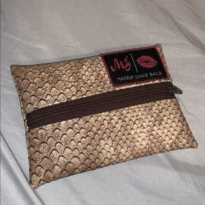 Micro Maple Cobra Makeup Junkie Bag